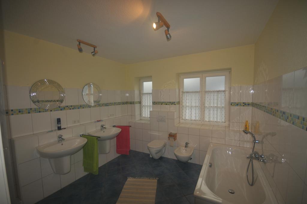 Bed And Breakfast Isidorus Winterberg Room photo